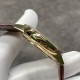江诗丹顿传承系列85180腕表 【表壳】尺寸40mmX9mm(吻合原装)完美圆形的表壳,搭配微孤式表耳设计,使之更加贴合佩戴者的手腕。每一个成品壳套,都需经过严格的质量把控,方能还原正品独特的质感。【机芯】9015改江诗丹顿自产2450机芯。从夹板到钢轮等部件均由制表师精工装饰,自动摆坨更是镀有18k黄金,最大限度呈现原装精湛的工艺水平。【表镜】前后两片蓝宝石玻璃镜面,均有防眩晕镀膜处理。【表带】双层意大利小牛皮,搭配马耳他十字针扣!出货实拍 江诗丹顿传承系列85180腕表 【表壳】尺寸40mmX9mm(吻合原装)完美圆形的表壳,搭配微孤式表耳设计,使之更加贴合佩戴者的手腕。每一个成品壳套,都需经过严格的质量把控,方能还原正品独特的质感。【机芯】9015改江诗丹顿自产2450机芯。从夹板到钢轮等部件均由制表师精工装饰,自动摆坨更是镀有18k黄金,最大限度呈现原装精湛的工艺水平。【表镜】前后两片蓝宝石玻璃镜面,均有防眩晕镀膜处理。【表带】双层意大利小牛皮,搭配马耳他十字针扣!出货实拍