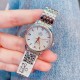 专柜同步发售欧米茄(OMEGA) 【精湛品质-女神专属】-女士精品腕表 碟飞典雅系列 原版复刻1:1,表款堪称是系列中最迷人的表款之一,尽显优雅气质与低调奢华,顶端表壳以316精钢打造,搭载日本进口西铁城机械 零返修 来自进口316钢表带 历经多道工序,防汗水,耐腐蚀 表盘-蓝宝石高清镜面 壳身整体超强立体感 精雕细琢,卓绝技艺 品质保证 尺寸:32mm厚11mm 时尚百搭,精致华贵呈现自然魅力 专柜同步发售欧米茄(OMEGA) 【精湛品质-女神专属】-女士精品腕表 碟飞典雅系列 原版复刻1:1,表款堪称是系列中最迷人的表款之一,尽显优雅气质与低调奢华,顶端表壳以316精钢打造,搭载日本进口西铁城机械 零返修 来自进口316钢表带 历经多道工序,防汗水,耐腐蚀 表盘-蓝宝石高清镜面 壳身整体超强立体感 精雕细琢,卓绝技艺 品质保证 尺寸:32mm厚11mm 时尚百搭,精致华贵呈现自然魅力