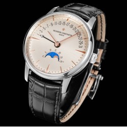 全新升级版Vacheron constantin 经典之美品鉴江诗丹顿传承逆跳日历款腕表 型号4010U/000R-B329。盘面设计独树一帜，功能简单实用。采用自制Cal.2460 R31L/1机芯 直径42.5毫米 。搭配意大利牛皮原装表扣，佩戴更舒适，简敛精致不失优雅，经典传承 永不过时