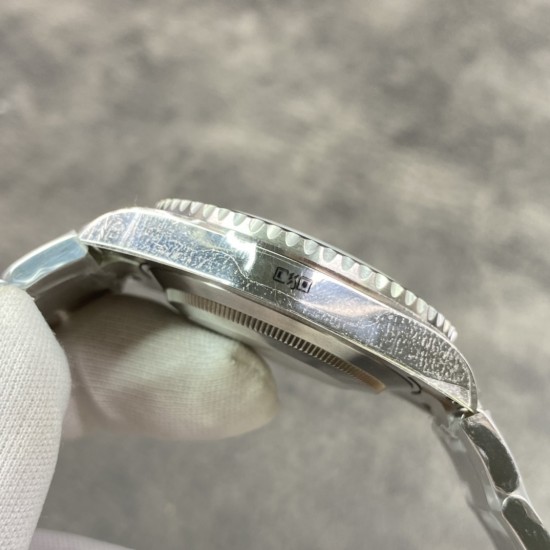 【vs厂出品】2020专柜最新款劳力士 绿水鬼 3235机芯,动力可以维持72小时,日历可以回调!904L钢 41MM!clean圈口!出货实拍 【vs厂出品】2020专柜最新款劳力士 绿水鬼 3235机芯,动力可以维持72小时,日历可以回调!904L钢 41MM!clean圈口!出货实拍