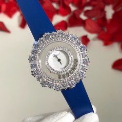 实拍 萧邦Happy Diamonds系列特别款 枫叶美丽并寓意着坚毅精神！即代表永恒爱情送给恋人，也代表对美好的回忆，可送给一路陪伴的朋友，还代表一种岁月的轮回。1比1超前做工同步首发！表面配置三块蓝宝石防刮玻璃，瑞士朗达机芯，尺寸：外径34mm内径14mm。表带14✖️12。