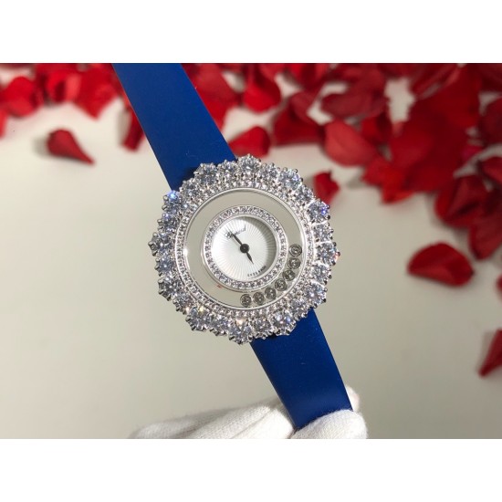 实拍 萧邦Happy Diamonds系列特别款 枫叶美丽并寓意着坚毅精神!即代表永恒爱情送给恋人,也代表对美好的回忆,可送给一路陪伴的朋友,还代表一种岁月的轮回。1比1超前做工同步首发!表面配置三块蓝宝石防刮玻璃,瑞士朗达机芯,尺寸:外径34mm内径14mm。表带14✖️12。 实拍 萧邦Happy Diamonds系列特别款 枫叶美丽并寓意着坚毅精神!即代表永恒爱情送给恋人,也代表对美好的回忆,可送给一路陪伴的朋友,还代表一种岁月的轮回。1比1超前做工同步首发!表面配置三块蓝宝石防刮玻璃,瑞士朗达机芯,尺寸:外径34mm内径14mm。表带14✖️12。