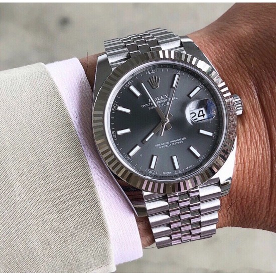 劳力士 ROLEX 日志系列41mm！搭载进口机械机芯，316精钢材质 原装表扣，立体散珠带，百搭商务休闲款式！