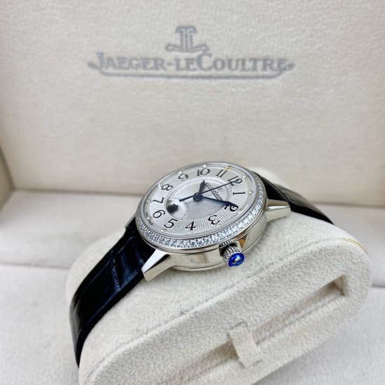 JAEGER-LECOULTRE积家女款RENDEZ-VOUS约会系列。尺寸：29mm搭载日本进口全自动机械机芯  正品版本机芯主版  功能：日夜星晨、时分秒显示功能 ，展现出昼的灿烂与夜的浪漫(刚刚的相遇，[玫瑰]刚刚的缘分，[爱心]刚刚的时间，愿幸福快乐与您相伴)