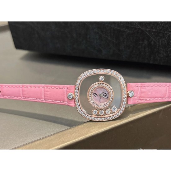 品牌：Chopard-萧邦最新款方形Happy Diamonds❤️瑞士原厂石英机芯 五颗快乐钻石在表盘自由流动  电镀18k金好货不等人哦～[机智]
