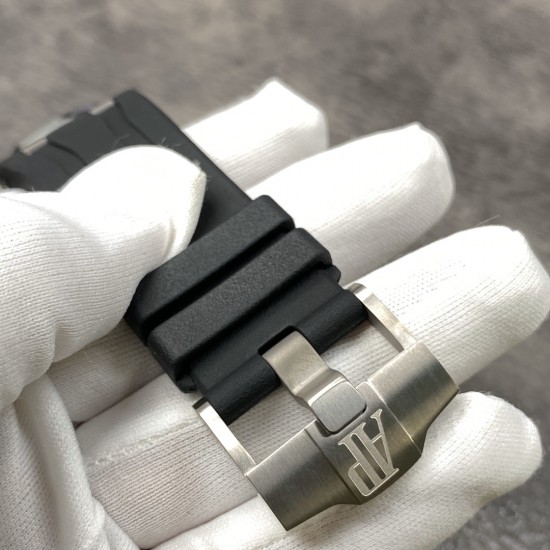 AUDEMARS PIGUET 爱彼 AP 皇家橡树离岸型 计时码表 26400AU.OO.A002CA.01 锻造碳纤维表壳 陶瓷表圈 钛合金背透底盖 钛合金按钮 双面蓝宝石镜面 3126机芯 橡胶表带 钛合金针扣 44mm JF厂出品!出货实拍 AUDEMARS PIGUET 爱彼 AP 皇家橡树离岸型 计时码表 26400AU.OO.A002CA.01 锻造碳纤维表壳 陶瓷表圈 钛合金背透底盖 钛合金按钮 双面蓝宝石镜面 3126机芯 橡胶表带 钛合金针扣 44mm JF厂出品!出货实拍