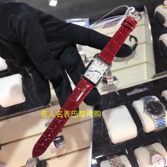 林志玲代言浪琴腕表 这一枚精巧的腕间时计寄予深情的陪伴,在指针嘀嗒间诠释关怀与牵挂。浪琴黛绰维纳系列方形石英腕表,洋溢优雅气质,以意大利“快乐生活”(Dolce Vita)为设计灵感,懂得欣赏此系列腕表的,是能从最简单的快乐中活出精彩人生的女性!✔️✔️ 林志玲代言浪琴腕表 这一枚精巧的腕间时计寄予深情的陪伴,在指针嘀嗒间诠释关怀与牵挂。浪琴黛绰维纳系列方形石英腕表,洋溢优雅气质,以意大利“快乐生活”(Dolce Vita)为设计灵感,懂得欣赏此系列腕表的,是能从最简单的快乐中活出精彩人生的女性!✔️✔️
