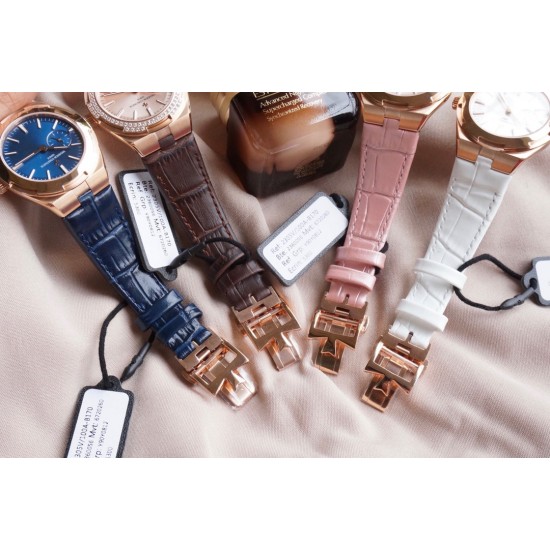 ★实拍 女神推荐款【Vacheron Constantin江诗丹顿】纵横四海系列OVERSEAS女款小号型【表壳】表径3610.8mm 质感细腻大方 84颗圆形切割施华洛水钻璀璨夺目 蓝宝石镜面永不刮花【表盘】大三针的设计 简约大方 旭日纹缎面拉丝的工艺处理 深邃优雅 18k金时标均带白色夜光涂层【机芯】CITIZEN8系列改Cal.5300机芯(机芯稳定零返修 )后原装18k纳米镀金质摆陀【表带扣】半马其他十字三片折叠式表扣 进口牛皮表带越欣赏 越懂欣赏 ★实拍 女神推荐款【Vacheron Constantin江诗丹顿】纵横四海系列OVERSEAS女款小号型【表壳】表径3610.8mm 质感细腻大方 84颗圆形切割施华洛水钻璀璨夺目 蓝宝石镜面永不刮花【表盘】大三针的设计 简约大方 旭日纹缎面拉丝的工艺处理 深邃优雅 18k金时标均带白色夜光涂层【机芯】CITIZEN8系列改Cal.5300机芯(机芯稳定零返修 )后原装18k纳米镀金质摆陀【表带扣】半马其他十字三片折叠式表扣 进口牛皮表带越欣赏 越懂欣赏