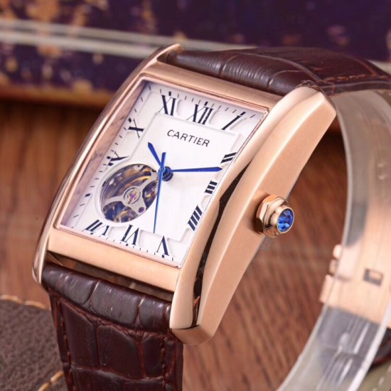 品牌:Cartier 卡地亚 类型:精品男士腕表表带:真牛皮表带机芯:全自动机械机芯镜面:矿物质强化玻璃品味高雅 浩瀚大气 匠心独运尺寸:直径42mm 厚12mm! 品牌:Cartier 卡地亚 类型:精品男士腕表表带:真牛皮表带机芯:全自动机械机芯镜面:矿物质强化玻璃品味高雅 浩瀚大气 匠心独运尺寸:直径42mm 厚12mm!