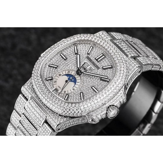 R8 2021年度新品发布, Patek Philippe 百达翡丽运动优雅满天星系列5726/1A-014腕表(鹦鹉螺) 316L精钢镶钻表链表壳,将璀璨的钻石镶嵌入腕间时计,勾人心魂,给阳刚硬朗的运动风格增加了璀璨夺目的光芒,指针、时标刻度覆超强夜光在黑夜为您指引方向,表盘镶嵌施华洛世奇美钻,附月相、日期显示为你呈现满天繁星,搭载定制324 S QA LU 24H/303自动机械(背透机芯),为您的时间保驾护航,尺寸:40.5毫米。 R8 2021年度新品发布, Patek Philippe 百达翡丽运动优雅满天星系列5726/1A-014腕表(鹦鹉螺) 316L精钢镶钻表链表壳,将璀璨的钻石镶嵌入腕间时计,勾人心魂,给阳刚硬朗的运动风格增加了璀璨夺目的光芒,指针、时标刻度覆超强夜光在黑夜为您指引方向,表盘镶嵌施华洛世奇美钻,附月相、日期显示为你呈现满天繁星,搭载定制324 S QA LU 24H/303自动机械(背透机芯),为您的时间保驾护航,尺寸:40.5毫米。