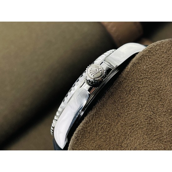 【VS Factory2021墙裂推荐】劳.力士Rolex游艇名仕YACHT-MASTER 42MM新品强势来袭!1⃣️正品开模,双向旋转外圈,不再松松垮垮,力度手感正品调教!2⃣️亚洲手腕尺寸42MM,橡胶胶带按正品工艺包覆金属片,持久耐用且舒服!3⃣️表壳上的钢印跟正品一样,不是普通刻字;一表一码一卡!VS Factory匠心力作 欢迎您的品鉴! 【VS Factory2021墙裂推荐】劳.力士Rolex游艇名仕YACHT-MASTER 42MM新品强势来袭!1⃣️正品开模,双向旋转外圈,不再松松垮垮,力度手感正品调教!2⃣️亚洲手腕尺寸42MM,橡胶胶带按正品工艺包覆金属片,持久耐用且舒服!3⃣️表壳上的钢印跟正品一样,不是普通刻字;一表一码一卡!VS Factory匠心力作 欢迎您的品鉴!