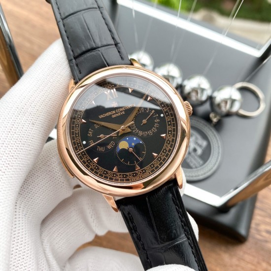 实物拍摄品牌：江诗丹顿 -Vacheron Constantin类型：[酷]男士腕表表壳：316精钢（做工优质）表带：进口真牛皮/316精钢（两种可选）机芯：高级定制全自动机械机芯（走时稳定）玻璃：高级强化镀膜镜面尺寸：直径40mm，厚度12.5mm