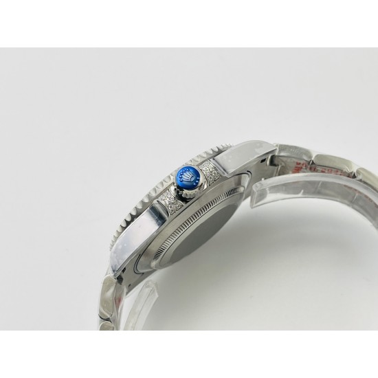 【VRS Factory2022墙裂推荐 市场最高版本】奢华大作,劳力士Rolex SUB潜航者后镶钻定制版!是奢华闪耀与永不退色的融合,更是经典潮流的不二之选!1⃣️【表壳】直径40MM。每一颗钻石/彩宝均来自奥地利(施华洛世奇原产地)经过严格的筛选,确保颜色,大小,火彩统一,专业珠宝镶嵌师精心镶嵌。2⃣️【表带】跟官网同步,904L蚝式钢完美还原坚固耐用的优良血统,效果可媲美原装。3⃣️【机芯】采用复刻界的机芯之王——搭配3135自动上旋机芯。VRS Factory匠心力作 敬请各路表友品鉴! 【VRS Factory2022墙裂推荐 市场最高版本】奢华大作,劳力士Rolex SUB潜航者后镶钻定制版!是奢华闪耀与永不退色的融合,更是经典潮流的不二之选!1⃣️【表壳】直径40MM。每一颗钻石/彩宝均来自奥地利(施华洛世奇原产地)经过严格的筛选,确保颜色,大小,火彩统一,专业珠宝镶嵌师精心镶嵌。2⃣️【表带】跟官网同步,904L蚝式钢完美还原坚固耐用的优良血统,效果可媲美原装。3⃣️【机芯】采用复刻界的机芯之王——搭配3135自动上旋机芯。VRS Factory匠心力作 敬请各路表友品鉴!