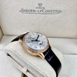 JAEGER-LECOULTRE积家女款RENDEZ-VOUS约会系列。尺寸：29mm搭载日本进口全自动机械机芯  正品版本机芯主版  功能：日夜星晨、时分秒显示功能 ，展现出昼的灿烂与夜的浪漫(刚刚的相遇，[玫瑰]刚刚的缘分，[爱心]刚刚的时间，愿幸福快乐与您相伴)