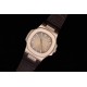 【“薄”大精深 从“芯”出发】全新升级V2版本 PATEK 。PHILPPE——鹦鹉螺5711/1A系列强势回归。1：1全新开模修正三件套壳 厚度仅9mm，修正了以往偏厚的现象，使之佩戴更贴合手腕。搭载全新定制版9015改原装CaI.324 S C洗花机芯。突破了无加夹板的情况下摆轮位置同步正品！定制级的人体工程学表带 修正了表带的铰链部分...[更多]