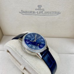 JAEGER-LECOULTRE积家女款RENDEZ-VOUS约会系列。尺寸：29mm搭载日本进口全自动机械机芯  正品版本机芯主版  功能：日夜星晨、时分秒显示功能 ，展现出昼的灿烂与夜的浪漫(刚刚的相遇，[玫瑰]刚刚的缘分，[爱心]刚刚的时间，愿幸福快乐与您相伴)