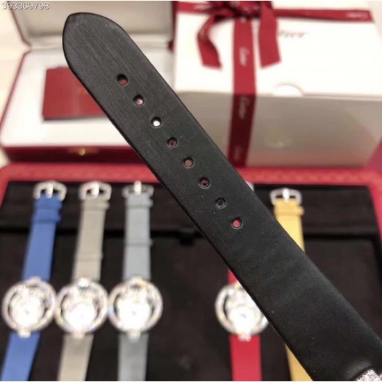 各家钟表品牌都喜欢将珠宝与腕表相互融合,既提升了珠宝的使用价值又同时赋予腕表一种华贵之美,而在众多珠宝腕表设计中,独特的外观造型充满设计感,设计师将珠宝创意与腕表相结合,今天CNB腕表论坛为大家推荐12款你意想不到的腕表设计。CARTIER卡地亚创意宝石腕表系列HPI01011腕表-012(关键词:创意宝石腕表系列,925纯银,玫瑰金镶钻,瑞士石英,尺寸:36毫米)。商品规格:默认规格 各家钟表品牌都喜欢将珠宝与腕表相互融合,既提升了珠宝的使用价值又同时赋予腕表一种华贵之美,而在众多珠宝腕表设计中,独特的外观造型充满设计感,设计师将珠宝创意与腕表相结合,今天CNB腕表论坛为大家推荐12款你意想不到的腕表设计。CARTIER卡地亚创意宝石腕表系列HPI01011腕表-012(关键词:创意宝石腕表系列,925纯银,玫瑰金镶钻,瑞士石英,尺寸:36毫米)。商品规格:默认规格