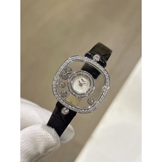 品牌：Chopard-萧邦最新款方形Happy Diamonds❤️瑞士原厂石英机芯 五颗快乐钻石在表盘自由流动  电镀18k金好货不等人哦～[机智]