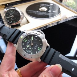 沛纳海- Panerai  型号：PAM 00024 类型：男士顶级机械腕表机芯:全自动机械机芯材质：316L精钢表壳（大尺寸够霸气）材料：进口矿物质镜面 进口小牛皮表带 霸气十足 魅力四射尺寸：直径48mm 厚15mm 新款上市，超强夜光，欢迎转载！三杰精致推荐男士机械休闲商务腕表 SJ为你精心打造超真实实物图拍摄 让你超真实实物图体验