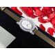 萧邦新款 LHEURE DU DIAMANT MEDIUM OVAL 此款LHeure du Diamant 椭圆形切割雕纹镶钻表盘 环以点缀钻石的表圈 优雅气韵 时尚风格和萧邦精湛的手工艺尽显无遗 光华耀目 MM™ 白玫同价 萧邦新款 LHEURE DU DIAMANT MEDIUM OVAL 此款LHeure du Diamant 椭圆形切割雕纹镶钻表盘 环以点缀钻石的表圈 优雅气韵 时尚风格和萧邦精湛的手工艺尽显无遗 光华耀目 MM™ 白玫同价