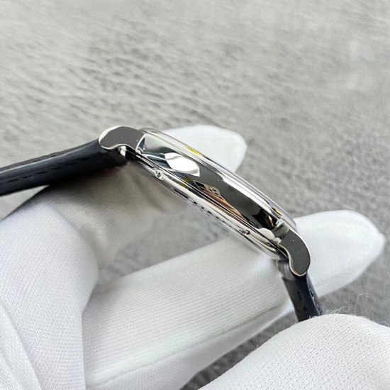 IWC 万国 波涛菲诺 系列!316L精钢表壳顶级打磨,表耳R弧度同步原装够大,线条更优美,表壳与底盖衔接完美,定制日历字体及粗细 绅士商务休闲首选! IWC 万国 波涛菲诺 系列!316L精钢表壳顶级打磨,表耳R弧度同步原装够大,线条更优美,表壳与底盖衔接完美,定制日历字体及粗细 绅士商务休闲首选!