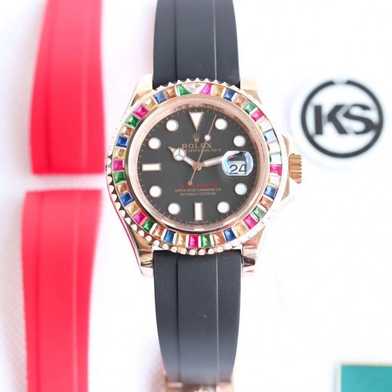 顶级做工KS出品：升级版劳力士金游艇Rolex yacht Master 116695SATS “糖豆”震撼来袭[色] 再度升级，糖豆彩钻版，集合上一代版本的优良做工，业内最顶尖的宝石工艺，同时全面升级基础不锈钢材质，使用真正的日本含镍不锈钢材料作为基础材料，模仿正品的永恒玫瑰金金钢技术，镀层更加持久耐用，耐腐蚀。装载2836、3135机芯，尺寸40mm。蓝光放大镜，超强夜光！现下单额外赠送胶带一副！