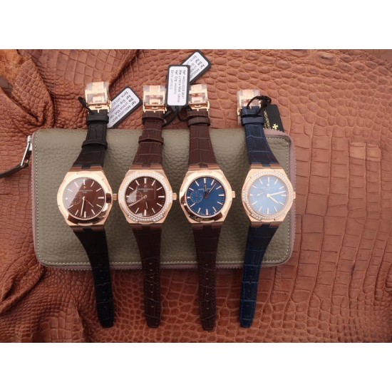 Vacheron Constantin江诗丹顿纵横四海系列OVERSEAS女款小号型2300v/2305v【表壳】表径3610.8mm 同步原装 质感细腻大方 蓝宝石镜面【字面】表盘经旭日纹缎面拉丝工艺处理 深邃优雅 18k金时标均带白色夜光涂层【机芯】CITIZEN8系列改Cal.5300机芯(机芯稳定零返修 )后原装18k纳米镀金质摆陀【表带扣】半马其他十字三片折叠式表扣 进口牛皮表带越欣赏 越懂欣赏 Vacheron Constantin江诗丹顿纵横四海系列OVERSEAS女款小号型2300v/2305v【表壳】表径3610.8mm 同步原装 质感细腻大方 蓝宝石镜面【字面】表盘经旭日纹缎面拉丝工艺处理 深邃优雅 18k金时标均带白色夜光涂层【机芯】CITIZEN8系列改Cal.5300机芯(机芯稳定零返修 )后原装18k纳米镀金质摆陀【表带扣】半马其他十字三片折叠式表扣 进口牛皮表带越欣赏 越懂欣赏