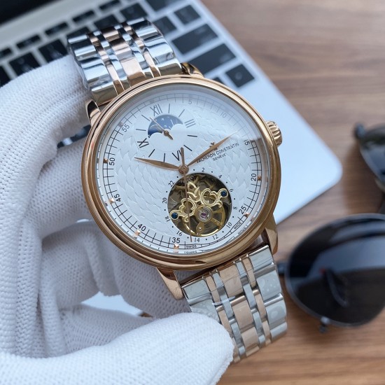 实物拍摄品牌：江诗丹顿 -Vacheron Constantin类型：[酷]男士腕表表壳：316精钢（做工优质）表带：进口真牛皮/316精钢（两种可选）机芯：高级定制全自动机械机芯（走时稳定）玻璃：高级强化镀膜镜面尺寸：直径41mm，厚度12.5mm