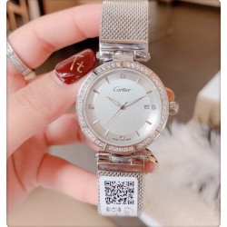 卡地亚-CARTIER腕表 个性2019新款女士手表潮流镶钻大表盘防水女表 ❤️简约三针3字位单日历设计，316精钢表壳，尺寸：35mm厚9mm