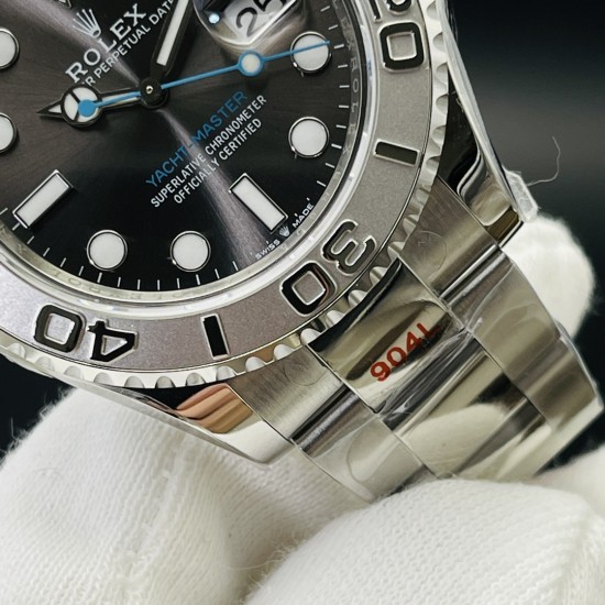 【DR Factory墙裂推荐】V2升级版 市场最高版本 Rolex劳.力士Yacht-Master超级进口904L游艇40毫米系列！1⃣️表带和表壳均为进口904钢铸造而成（打磨和抛光各个细节均非常细腻）手感十足.2⃣️圈口与正品一致的冲压下去（使之圈口与边缘无缝而且平整）3⃣️字面的颜色和放射纹工艺与正品基本一致[拳头][拳头][拳头]最强版904钢YM-游艇系列！DR Factory出品 必属精品 欢迎您的品鉴！