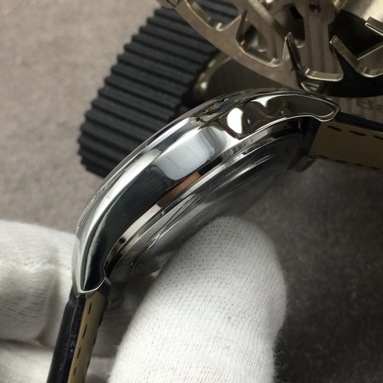 N9 Factory官网同步 原版复刻 江诗丹顿Vacheron Constantin伍陆之型系列 搭配全自动机芯机械陀飞轮!飞轮带有独特的马耳他桥杆,316L精钢表壳,头层意大利牛皮表带,折叠扣,蓝宝石玻璃水晶镜面,表盘:1.3.5.7.9.11.位.指针都含夜光显示!直径41毫米x13毫米 N9诚意之作 值得你品鉴! N9 Factory官网同步 原版复刻 江诗丹顿Vacheron Constantin伍陆之型系列 搭配全自动机芯机械陀飞轮!飞轮带有独特的马耳他桥杆,316L精钢表壳,头层意大利牛皮表带,折叠扣,蓝宝石玻璃水晶镜面,表盘:1.3.5.7.9.11.位.指针都含夜光显示!直径41毫米x13毫米 N9诚意之作 值得你品鉴!