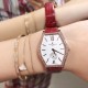 实拍 江诗丹顿-Vacheron Constantin 作为世界上历史悠久的钟表制造商从未停止生产,秉承悉力以赴,精益求精的品牌座右铭,其中有一款-Malte系列25530/000R-9742,经典酒桶型婉表,防磨水晶镜面,内部经反光处理,配置瑞士原装石英机芯,尺寸28.40*38.67毫米,厚度7.28毫米。表壳电镀18K白金/玫瑰金,表带有布绢带,牛皮带两种选择,针扣配带.市面最高版本,你值得拥有! 实拍 江诗丹顿-Vacheron Constantin 作为世界上历史悠久的钟表制造商从未停止生产,秉承悉力以赴,精益求精的品牌座右铭,其中有一款-Malte系列25530/000R-9742,经典酒桶型婉表,防磨水晶镜面,内部经反光处理,配置瑞士原装石英机芯,尺寸28.40*38.67毫米,厚度7.28毫米。表壳电镀18K白金/玫瑰金,表带有布绢带,牛皮带两种选择,针扣配带.市面最高版本,你值得拥有!