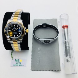 N9 Factory力作 V9版劳力士Rolex绿蓝黑水鬼904L钢版，表圈和圈口刻度填色更逼真，直径40毫米x13毫米，搭载ETA2836自动机械机芯，904L精钢表壳表链，蓝宝石镜面，超强夜光，折叠扣，防水大于100米！N9匠心独运 值得你拥有！
