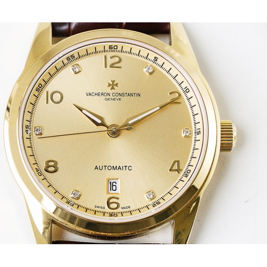 PK精品 江诗丹顿〰〰ᵀᴴᴱ ᴮᴱˢᵀ ᴵˢ ᶠᴼᴿ ᵞᴼᵁ 最新上市 江诗丹顿 vacheron Constantin 贵族的艺术品!搭配进口机芯(0返修)采用316精钢表壳!意大利进口牛皮表带!耗时8个月打造,堪称完美无缺,耐磨蓝宝石防刮花玻璃镜面!深度防水!字面采用独特的钉钻设计和出色到位,是新一代成熟魅力的成功人士首选! PK精品 江诗丹顿〰〰ᵀᴴᴱ ᴮᴱˢᵀ ᴵˢ ᶠᴼᴿ ᵞᴼᵁ 最新上市 江诗丹顿 vacheron Constantin 贵族的艺术品!搭配进口机芯(0返修)采用316精钢表壳!意大利进口牛皮表带!耗时8个月打造,堪称完美无缺,耐磨蓝宝石防刮花玻璃镜面!深度防水!字面采用独特的钉钻设计和出色到位,是新一代成熟魅力的成功人士首选!