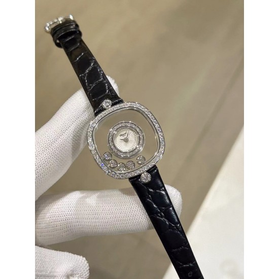 品牌：Chopard-萧邦最新款方形Happy Diamonds❤️瑞士原厂石英机芯 五颗快乐钻石在表盘自由流动  电镀18k金好货不等人哦～[机智]