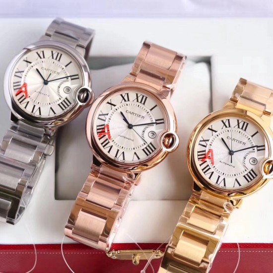 卡地亚 「 Cartier 」原装1:1复刻 、凸面弧形表壳,扭索雕纹表盘,剑形指针,在卡地亚制表世界中,Ballon Bleu 蓝气球腕表以风格细腻,格调高雅著称。 卡地亚 「 Cartier 」原装1:1复刻 、凸面弧形表壳,扭索雕纹表盘,剑形指针,在卡地亚制表世界中,Ballon Bleu 蓝气球腕表以风格细腻,格调高雅著称。