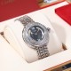 卡家时光流转系列经典中古表 真香警告⚠️Cartier小旋风 最热门的Vintage✔️小旋风的外壳,三圈圆圈绻缱交缠,演绎人生真挚情感。精致闪耀,华丽璀璨,,美到炸裂直径32mm,原装瑞士机芯,蓝宝石防刮镜面,有镀白金款和镀黄金,镀玫瑰金材质(白金为真白金材质,玫瑰金和黄金均为唛金电镀),美不胜收‼️女神必备中古腕表,韵味十足,上手超级奈斯 卡家时光流转系列经典中古表 真香警告⚠️Cartier小旋风 最热门的Vintage✔️小旋风的外壳,三圈圆圈绻缱交缠,演绎人生真挚情感。精致闪耀,华丽璀璨,,美到炸裂直径32mm,原装瑞士机芯,蓝宝石防刮镜面,有镀白金款和镀黄金,镀玫瑰金材质(白金为真白金材质,玫瑰金和黄金均为唛金电镀),美不胜收‼️女神必备中古腕表,韵味十足,上手超级奈斯