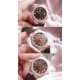 ★实拍 女神推荐款【Vacheron Constantin江诗丹顿】纵横四海系列OVERSEAS女款小号型【表壳】表径3610.8mm 质感细腻大方 84颗圆形切割施华洛水钻璀璨夺目 蓝宝石镜面永不刮花【表盘】大三针的设计 简约大方 旭日纹缎面拉丝的工艺处理 深邃优雅 18k金时标均带白色夜光涂层【机芯】CITIZEN8系列改Cal.5300机芯(机芯稳定零返修 )后原装18k纳米镀金质摆陀【表带扣】半马其他十字三片折叠式表扣 进口牛皮表带越欣赏 越懂欣赏 ★实拍 女神推荐款【Vacheron Constantin江诗丹顿】纵横四海系列OVERSEAS女款小号型【表壳】表径3610.8mm 质感细腻大方 84颗圆形切割施华洛水钻璀璨夺目 蓝宝石镜面永不刮花【表盘】大三针的设计 简约大方 旭日纹缎面拉丝的工艺处理 深邃优雅 18k金时标均带白色夜光涂层【机芯】CITIZEN8系列改Cal.5300机芯(机芯稳定零返修 )后原装18k纳米镀金质摆陀【表带扣】半马其他十字三片折叠式表扣 进口牛皮表带越欣赏 越懂欣赏