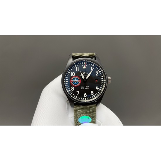 AOF全面升级 V7 版马克 飞行员PILOTS WATCHES全系列1️⃣利用最新的精密AI电喷技术,终于试验出少量的零色差的万国色值2️⃣全场唯一去除紫色温的黑面,开启了字面新工艺的 "狂飙’之战! 3️⃣字體是完美油印100%和原版相同的字体 进口超强夜光⚠️终极版己完美修正纤细大小同步原版!!⚠️而日本进口机芯9015 2892正完完全全符合这特征,最新批次日本纯进口9015 2892更显精准,耐用,摆陀低噪,零返修 AOF全面升级 V7 版马克 飞行员PILOTS WATCHES全系列1️⃣利用最新的精密AI电喷技术,终于试验出少量的零色差的万国色值2️⃣全场唯一去除紫色温的黑面,开启了字面新工艺的 "狂飙’之战! 3️⃣字體是完美油印100%和原版相同的字体 进口超强夜光⚠️终极版己完美修正纤细大小同步原版!!⚠️而日本进口机芯9015 2892正完完全全符合这特征,最新批次日本纯进口9015 2892更显精准,耐用,摆陀低噪,零返修