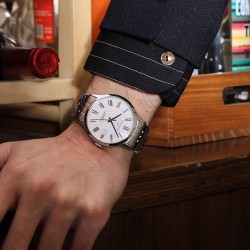 【最新】：浪琴 LONGINES 【类型】：开创者系列男士腕表【表带】：真牛皮表带【机芯】：【香港明珠4813】【镜面】：矿物质强化玻璃 尺寸：直径40mm 厚11mm！