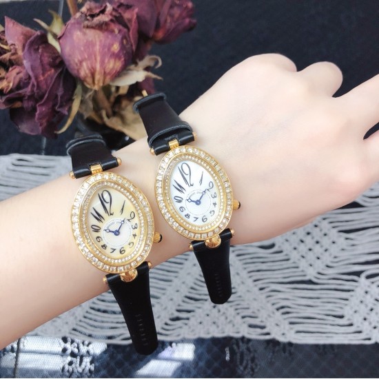 2019新款Breguet-宝玑那不勒斯皇后系列! 史上最强最美 绝对值得拥有的一款 拱桥弧形、表盘用天然白色珍珠母贝 阿拉伯数字时符 经典的蓝钢宝玑指针,完美复刻 那不勒斯皇后款 绝对的女神气质名媛款 最重要的是百搭得来不失少女心 必入款❗带上一秒变女神,各种派对,晚会,聚会,约会,发布会,让你BlingBling 2019新款Breguet-宝玑那不勒斯皇后系列! 史上最强最美 绝对值得拥有的一款 拱桥弧形、表盘用天然白色珍珠母贝 阿拉伯数字时符 经典的蓝钢宝玑指针,完美复刻 那不勒斯皇后款 绝对的女神气质名媛款 最重要的是百搭得来不失少女心 必入款❗带上一秒变女神,各种派对,晚会,聚会,约会,发布会,让你BlingBling