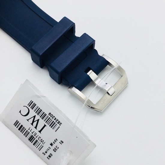 IWS Factory 最新力作 市场最高版本 万国IWC海洋计时系列,一款真正的潜水与计时融合的腕表,精彩不容错过!R2 1⃣️具备背景照明的旋转式潜水外圈。2⃣️多功能外圈里面是4毫米阔的蓝宝石玻璃圆环,底部有印花及涂上浓缩的Super-LumiNova夜光涂层。3⃣️粗犷的时标和刻度,并覆有银光涂层,在昏暗的环境中发出光芒,让时间时时掌握。4⃣️材质: 316L精钢 5⃣️直径: 44毫米 6⃣️机芯:搭载配Asia-7750机芯机械!让计时功能无处不在!IWS匠心力作 欢迎您的品鉴!您值得拥有! IWS Factory 最新力作 市场最高版本 万国IWC海洋计时系列,一款真正的潜水与计时融合的腕表,精彩不容错过!R2 1⃣️具备背景照明的旋转式潜水外圈。2⃣️多功能外圈里面是4毫米阔的蓝宝石玻璃圆环,底部有印花及涂上浓缩的Super-LumiNova夜光涂层。3⃣️粗犷的时标和刻度,并覆有银光涂层,在昏暗的环境中发出光芒,让时间时时掌握。4⃣️材质: 316L精钢 5⃣️直径: 44毫米 6⃣️机芯:搭载配Asia-7750机芯机械!让计时功能无处不在!IWS匠心力作 欢迎您的品鉴!您值得拥有!