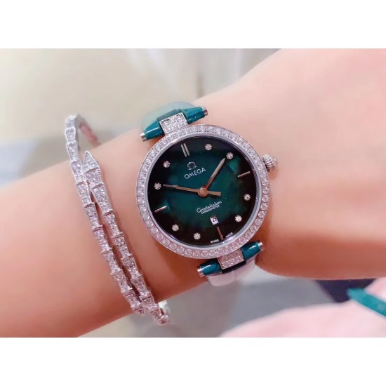 OMEGA-欧米茄 最新碟飞系列女士腕表,将华丽与经典融合,创造出惊艳巨作,表盘清新淡雅,色彩的格调将华丽装点腕间,悦享浪漫之感,316精钢表壳,进口石英机芯,尺寸:32mm,魅力彰显,出独特的美观 OMEGA-欧米茄 最新碟飞系列女士腕表,将华丽与经典融合,创造出惊艳巨作,表盘清新淡雅,色彩的格调将华丽装点腕间,悦享浪漫之感,316精钢表壳,进口石英机芯,尺寸:32mm,魅力彰显,出独特的美观