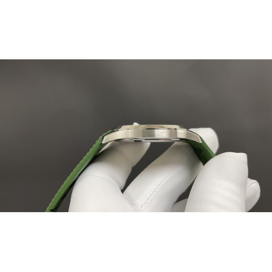 今日推荐百达翡丽 5168绿手雷 40mm Cal.330一体机 顶级品质 出货实拍✈️