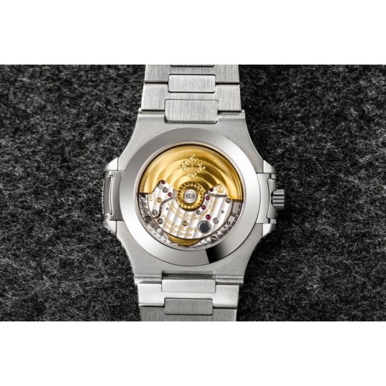 R8 2021年度新品发布, Patek Philippe 百达翡丽运动优雅满天星系列5726/1A-014腕表(鹦鹉螺) 316L精钢镶钻表链表壳,将璀璨的钻石镶嵌入腕间时计,勾人心魂,给阳刚硬朗的运动风格增加了璀璨夺目的光芒,指针、时标刻度覆超强夜光在黑夜为您指引方向,表盘镶嵌施华洛世奇美钻,附月相、日期显示为你呈现满天繁星,搭载定制324 S QA LU 24H/303自动机械(背透机芯),为您的时间保驾护航,尺寸:40.5毫米。 R8 2021年度新品发布, Patek Philippe 百达翡丽运动优雅满天星系列5726/1A-014腕表(鹦鹉螺) 316L精钢镶钻表链表壳,将璀璨的钻石镶嵌入腕间时计,勾人心魂,给阳刚硬朗的运动风格增加了璀璨夺目的光芒,指针、时标刻度覆超强夜光在黑夜为您指引方向,表盘镶嵌施华洛世奇美钻,附月相、日期显示为你呈现满天繁星,搭载定制324 S QA LU 24H/303自动机械(背透机芯),为您的时间保驾护航,尺寸:40.5毫米。