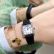 实拍卡地亚-CARTIER2020最新卡地亚法国坦克Cartier Tank Franaise系列,一款百搭性价比又高的手表 搭配全新专柜欧版风格定制的原厂表带,进口瑞士石英机芯。八角形表冠,镶嵌一颗凸圆形合成尖晶石,剑形蓝钢指针,蓝宝石水晶镜面,采用与原装一致的实心内罩,尺寸:25 x 20mm。佩戴舒适柔软服帖,上手显得高贵又典雅,很气质很女人独家货源 实拍卡地亚-CARTIER2020最新卡地亚法国坦克Cartier Tank Franaise系列,一款百搭性价比又高的手表 搭配全新专柜欧版风格定制的原厂表带,进口瑞士石英机芯。八角形表冠,镶嵌一颗凸圆形合成尖晶石,剑形蓝钢指针,蓝宝石水晶镜面,采用与原装一致的实心内罩,尺寸:25 x 20mm。佩戴舒适柔软服帖,上手显得高贵又典雅,很气质很女人独家货源