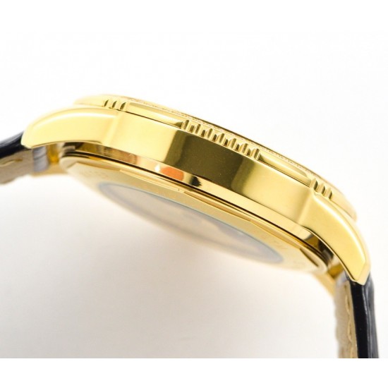 【 VACHERON CONSTANTIN 】江诗丹顿 贵族的艺术品!搭配进口机芯(0返修)台湾厂进口316精钢塑造!字面采用3D油压鱼鳞纹技术,立体感十足,搭配意大利进口小牛皮!耗时6个月打造壳身 堪称完美无缺,尺寸41mm。耐磨防刮蓝宝石双卜玻璃!超强防水50米!江诗丹顿历经风雨一直以来都是销量冠军,独特而奢华的设计风格广受好评,是成功魅力人士的首选,怒荐! 【 VACHERON CONSTANTIN 】江诗丹顿 贵族的艺术品!搭配进口机芯(0返修)台湾厂进口316精钢塑造!字面采用3D油压鱼鳞纹技术,立体感十足,搭配意大利进口小牛皮!耗时6个月打造壳身 堪称完美无缺,尺寸41mm。耐磨防刮蓝宝石双卜玻璃!超强防水50米!江诗丹顿历经风雨一直以来都是销量冠军,独特而奢华的设计风格广受好评,是成功魅力人士的首选,怒荐!