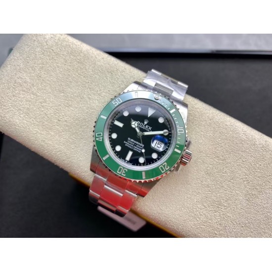 新款 ROLEX 劳力士 水鬼 41mm全新壳型正品开模(不是拿40mm壳改的),搭载全新3235机芯。新款黑水鬼 新款绿水鬼41mm! 新款 ROLEX 劳力士 水鬼 41mm全新壳型正品开模(不是拿40mm壳改的),搭载全新3235机芯。新款黑水鬼 新款绿水鬼41mm!