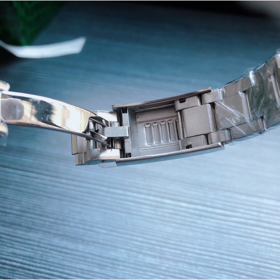 劳力士 ROLEX R40 116610 Submariner白金满钻系列劳力士满钻系列 116610 Submariner 耗时10个月改装满钻石男士款 搭载2813全自动自动机械 精钢镶钻表壳 实心厚重钢带精选进口光彩闪耀钻 超强夜光 尺寸40x13mm 重量155g 精心制作 三杰精致推荐男士机械腕表 SJ为你精心制作超真实实物图拍摄 劳力士 ROLEX R40 116610 Submariner白金满钻系列劳力士满钻系列 116610 Submariner 耗时10个月改装满钻石男士款 搭载2813全自动自动机械 精钢镶钻表壳 实心厚重钢带精选进口光彩闪耀钻 超强夜光 尺寸40x13mm 重量155g 精心制作 三杰精致推荐男士机械腕表 SJ为你精心制作超真实实物图拍摄