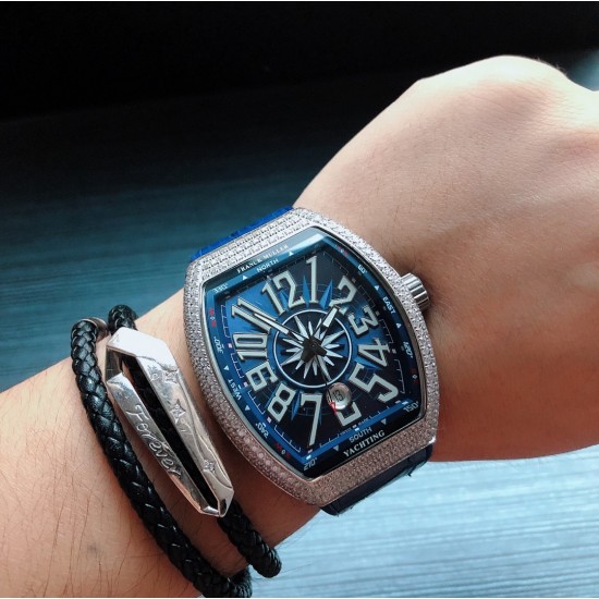 法兰克 穆勒 Franck Muller F12 运动时尚满钻高贵 尺寸54*42*15mm 全自动机械机芯 蓝光镀膜玻璃 牛皮表带底部橡胶 原装针扣 糅合运动设计风格 中间完美弧线夹层设计 尽显绅士品味 三杰推荐男士机械腕表 SJ为你精心制作超真实实物图拍摄 法兰克 穆勒 Franck Muller F12 运动时尚满钻高贵 尺寸54*42*15mm 全自动机械机芯 蓝光镀膜玻璃 牛皮表带底部橡胶 原装针扣 糅合运动设计风格 中间完美弧线夹层设计 尽显绅士品味 三杰推荐男士机械腕表 SJ为你精心制作超真实实物图拍摄